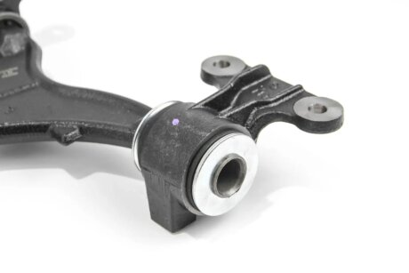 Нижний рычаг передней подвески goodrem RS2268