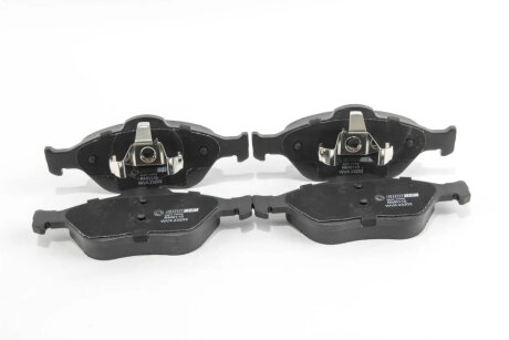 Передні тормозні (гальмівні) колодки goodrem RM0115