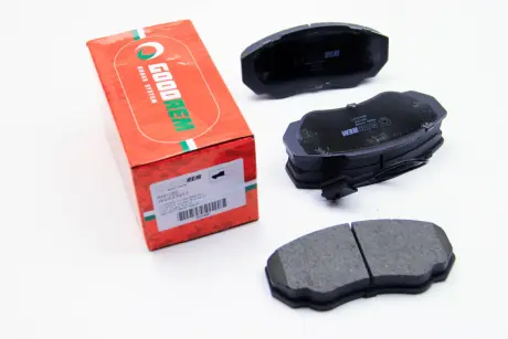 Передние тормозные колодки goodrem RM1095