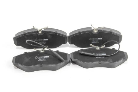 Передние тормозные колодки goodrem RM1097