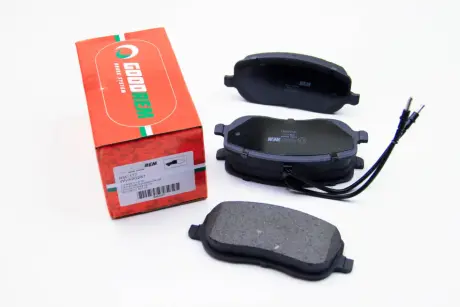 Передние тормозные колодки goodrem RM1177