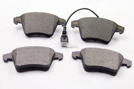 Передние тормозные колодки goodrem RM1183 на Фольксваген Транспортер т5