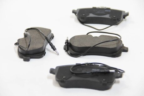 Передні тормозні (гальмівні) колодки goodrem RM1205