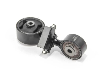 Подушка (опора) двигателя goodrem RR3412