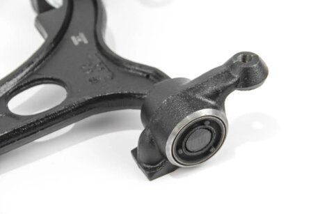 Рычаг передней подвески goodrem RS2253