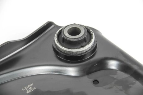 Важіль передньої підвіски goodrem RS7713