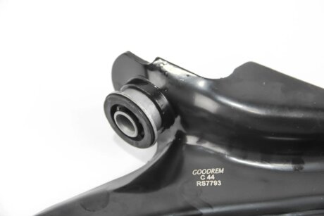 Важіль передньої підвіски goodrem RS7793