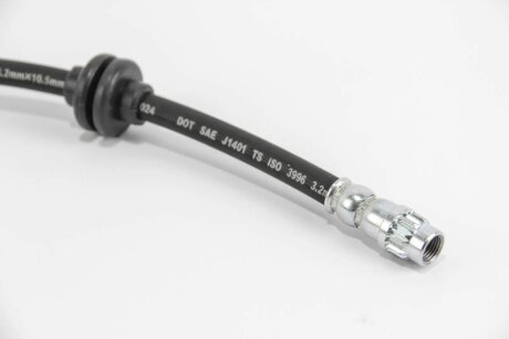Шланг тормозной передний goodrem RM8415