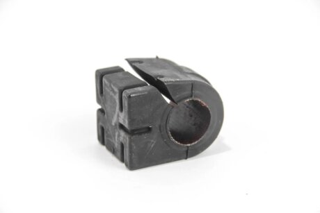 Втулка переднього стабілізатора goodrem RR2381