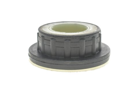 Сайлентблок важеля gsp 535937 на Iveco Daily 3