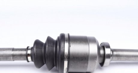 Піввісь права 28/27z Opel Movano Renault Master II 2.2D/2.5D/2.8D 07.98- gsp 250011