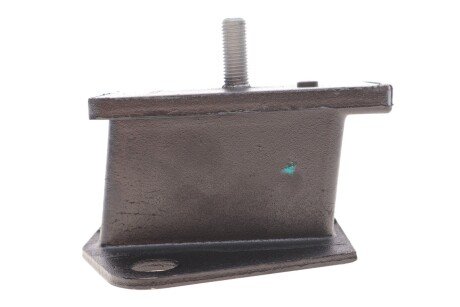 Подушка (опора) двигателя gsp 511262 на Митсубиси L200