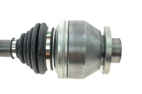 Привод в сборе левый gsp 261084