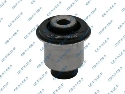 С/б переднього важеля Honda Accord 08- GSP 512892