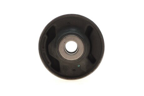 Сайлентблок (втулка) переднего амортизатора gsp 512891