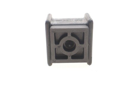 Втулка (резинка) переднего стабилизатора gsp 516777