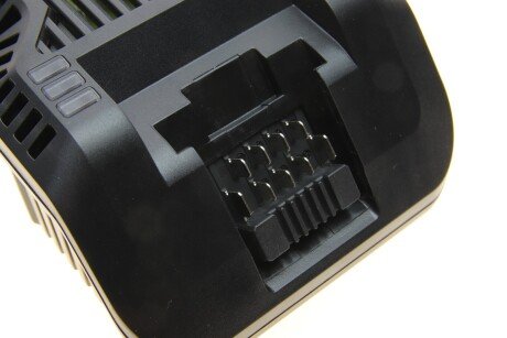 Зарядное устройство для автомобильного аккумулятора (акб) hazet 921203