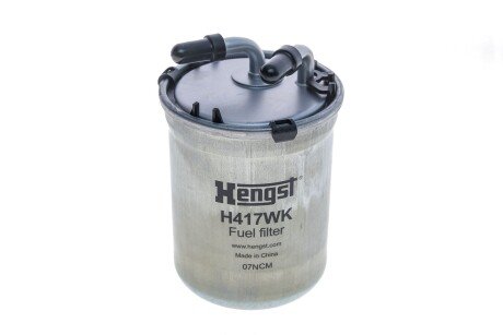 Паливний фільтр hengst H417WK на Шкода Roomster