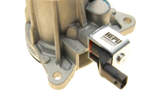 Помпа води hepu P2683