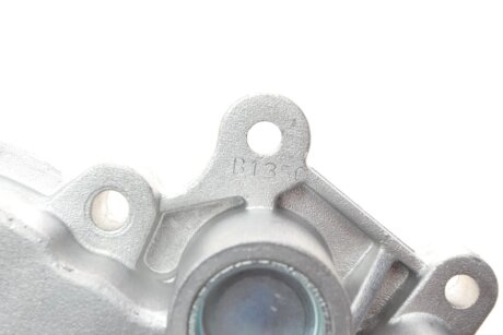 Водяной насос CHEVR AVEO 1.2 1.4 hepu P371