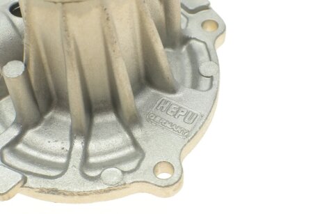 Водяной насос hepu P542