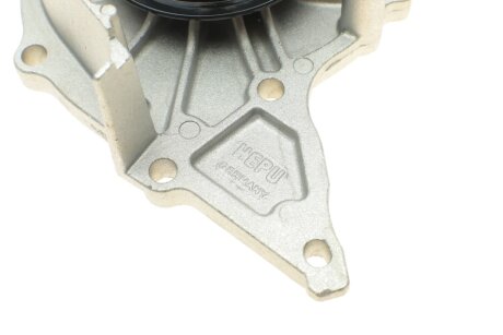 Водяной насос hepu P579
