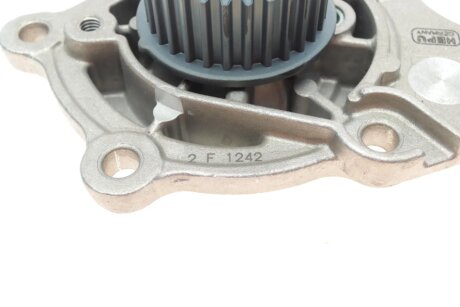 Водяна помпа hepu P676