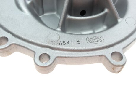 Помпа води hepu P684