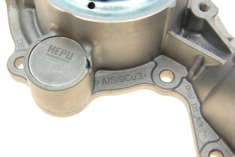 Водяна помпа hepu P688