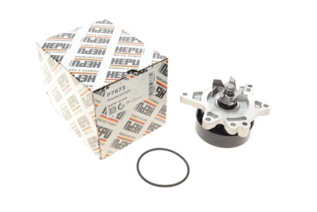 Помпа воды hepu P7673