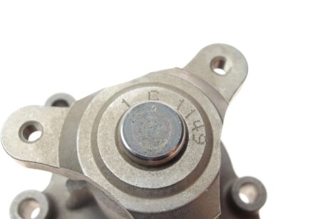 Помпа води hepu P7844