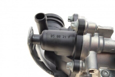 Помпа воды hepu P1571