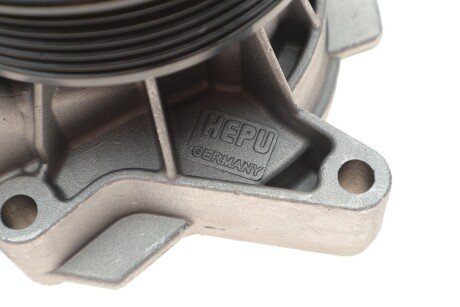 Водяна помпа hepu P467