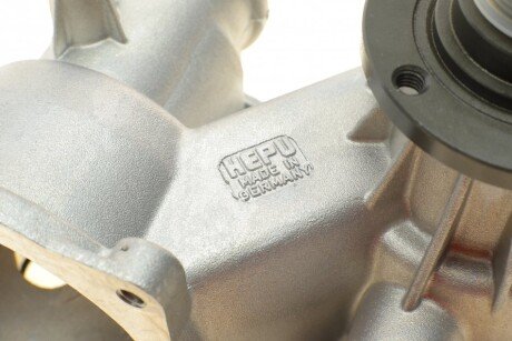 Водяной насос hepu P477