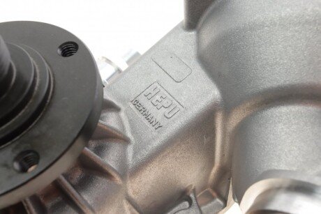 Водяной насос hepu P483