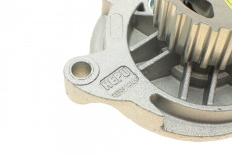 Водяной насос hepu P574