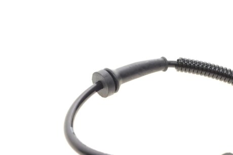 RENAULT Датчик ABS передн.Trafic II 01- hitachi 131638