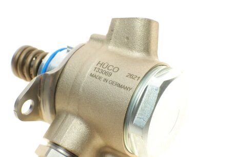 Насос топливный hitachi 133069