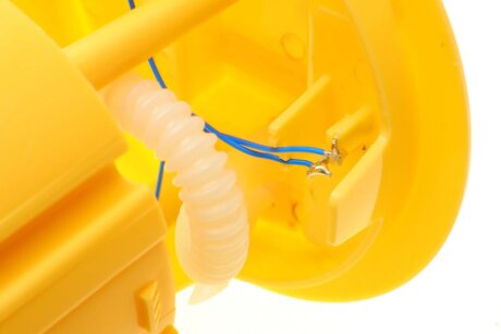 Насос топливный hitachi 133243