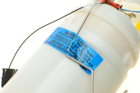 Насос топливный hitachi 133268