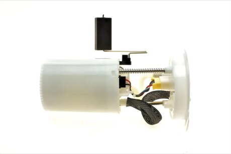 Насос топливный hitachi 133390