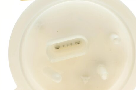 Насос топливный hitachi 133390