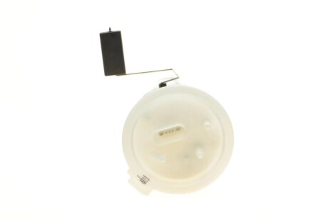 Насос топливный hitachi 133390