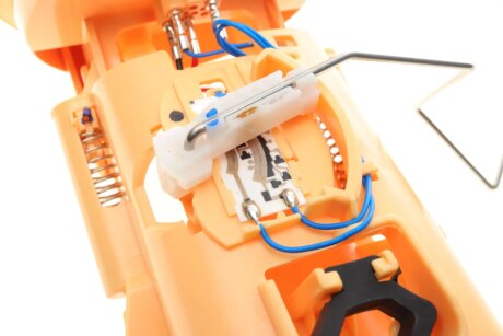 Електричний паливний насос hitachi 133394