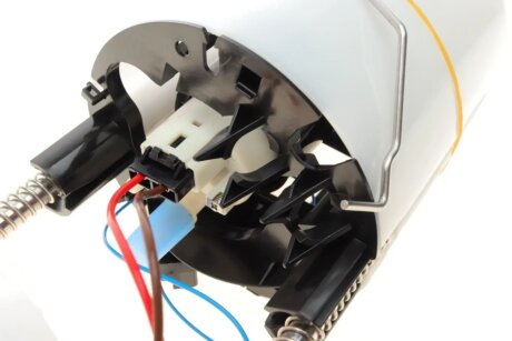 Насос топливный hitachi 133564