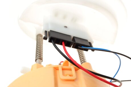 Насос топливный hitachi 133571