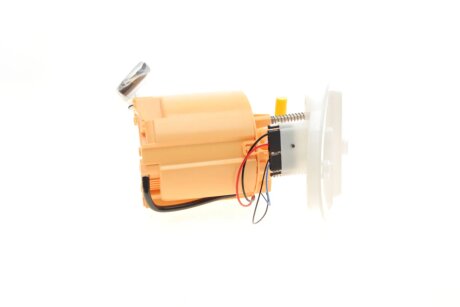 Насос топливный hitachi 133571