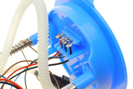 Насос топливный hitachi 133583