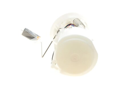 Насос топливный hitachi 133584