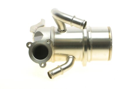 AUDI Радиатор рециркуляции ОГ A3 1.6 TDI 12-15, Q3 2.0 TDI 15-18, VW GOLF VII 1.6 TDI 13-, PASSAT Variant 2.0 TDI 14-17, SEAT 12-, SKODA OCTAVIA III 1.6 TDI 12- hitachi 135984